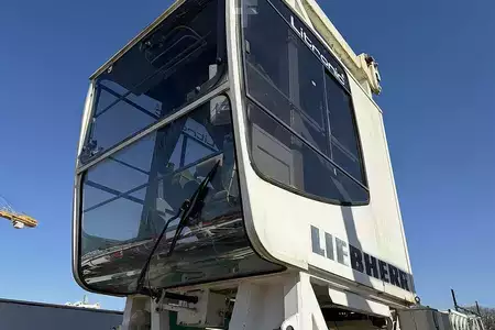 Obendrehkran 2002 Liebherr 280 EC-H 16 Litr. (2)