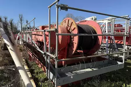 Obendrehkran 2002 Liebherr 280 EC-H 16 Litr. (3)