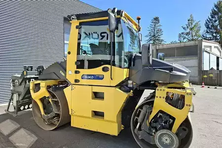 Rolos em tandem 2017 BOMAG BW 154 AP-4i AM (4)