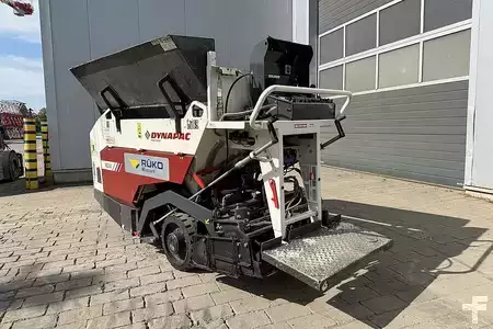 Pavimentadora de rodas 2022 Dynapac F80W (2)