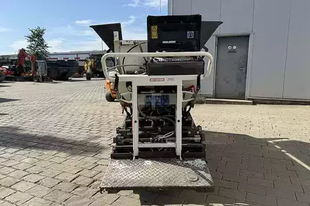 Pavimentadora de rodas 2022 Dynapac F80W (3)