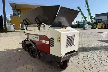 Pavimentadora de rodas 2022 Dynapac F80W (6)