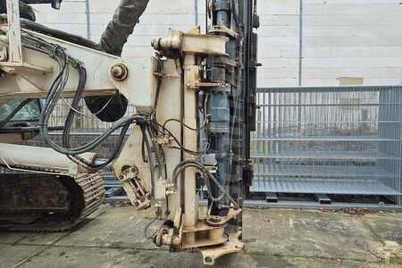 Ostatní 1993 ABI Ramme auf Sennebogen ZR28T mit Vibrohammer VRZ 700 (8)