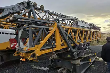 Itsensä kokoavat nosturit 2023 Liebherr 53k (2)
