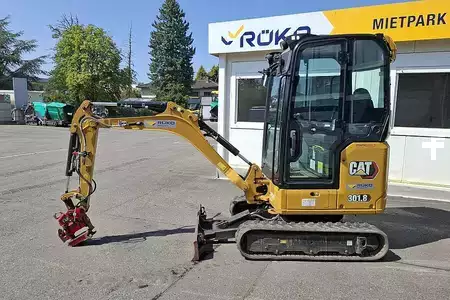 Minigrävare 2022 Caterpillar 301.8 Powertilt HS01 (1)