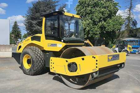 Rulli Compattatori montamburo 2022 BOMAG BW 213 D-5 (2)