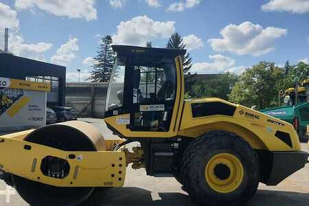 Rulli Compattatori montamburo 2022 BOMAG BW 213 D-5 (5)