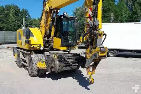Mobiele graafmachines 2019 Liebherr A 922 Rail Litronic (2)
