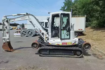 Kerekes kotrógép 2015 Caterpillar Unac 8TRR/CAT 305.5 E2 CR (3)