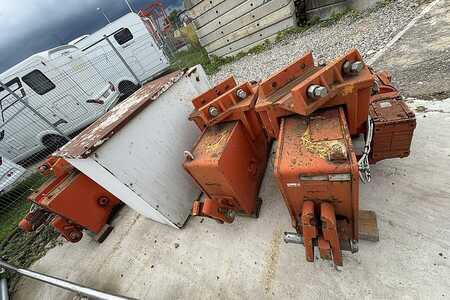 Tower Crane 0 Liebherr 1 Satz Schienenfahrwerke 256HC/1 set rail bogies 2 (6)