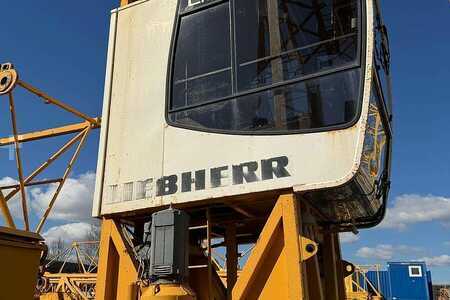 Obendrehkran 2002 Liebherr 180 EC-H 10 Litronic (2)