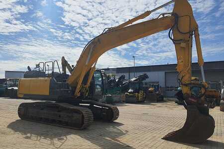 Korečková rýpadla 2017 Hitachi ZX 300 LCN-6 (6)