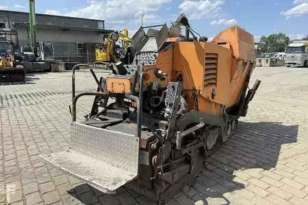 Pavimentadora de rodas 2010 Dynapac DF 45 CS (4)