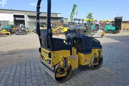 Tandemruller 2021 BOMAG BW 90 AD-5 (4)
