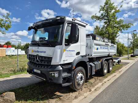 Camión 2023 Mercedes-Benz Arocs 2646 K (3)