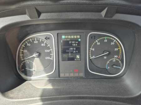 Camión 2022 Mercedes-Benz Atego 821K (6)