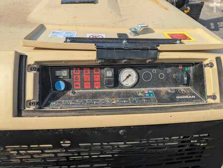 Kompressor 2022 Doosan 7/55 (12)
