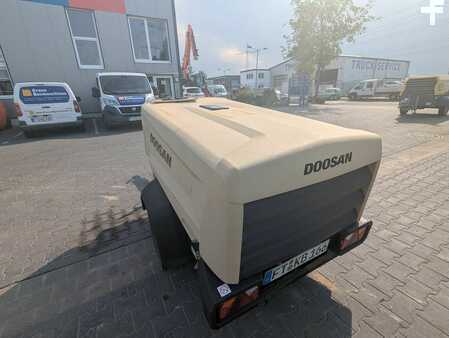 Kompressor 2022 Doosan 7/55 (6)