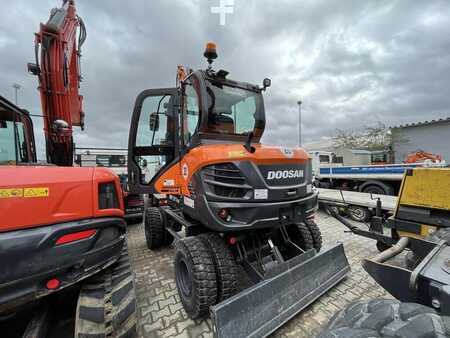 Doosan DX 57 W-7