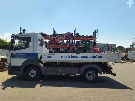 Lastbil 2023 Mercedes-Benz Atego 821K (2)