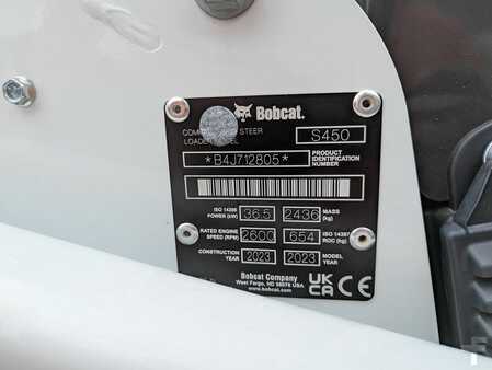 Kompaktní nakladače 2023 Bobcat S450 (10)