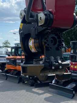 Mini kotrógép 2024 Yanmar VIO 50-6B (5)
