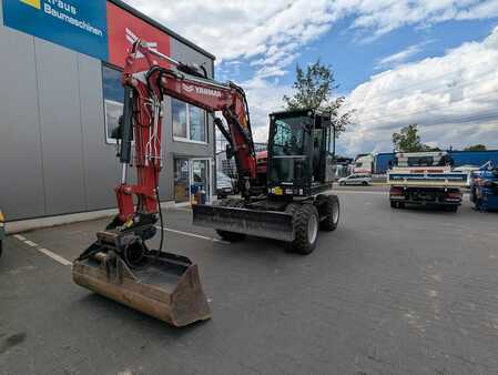 Escavatori gommati 2024 Yanmar B 75 W (2)