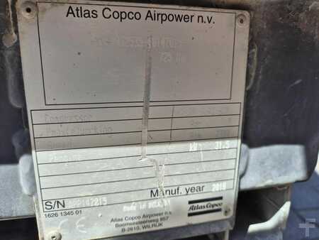 Kompresor 2010 Atlas Copco XAS 77 (10)