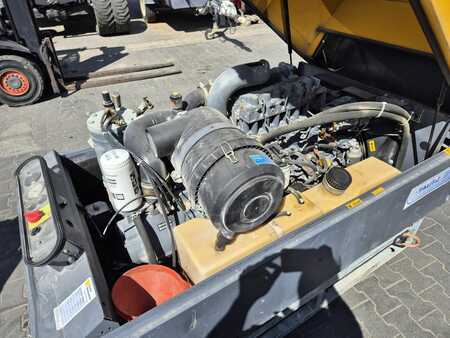 Kompresor 2010 Atlas Copco XAS 77 (7)