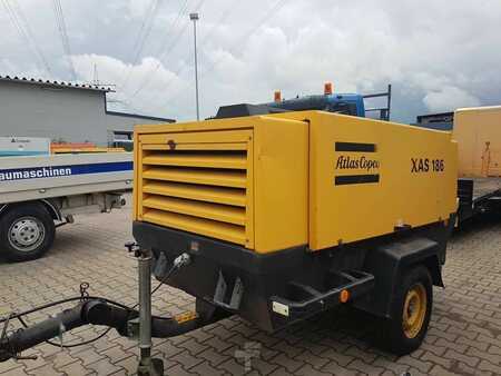 Kompresor 2002 Atlas Copco XAS 186 (3)