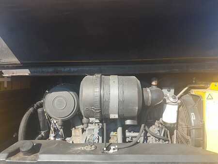 Kompressor 2000 Atlas Copco XAS 146 (5)