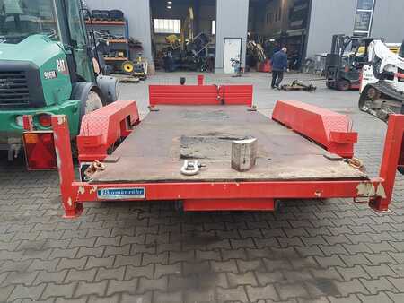 Trailers 2011 Blomenröhr 552/6900 (5)