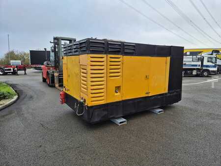 Kompressor 2005 Atlas Copco XRVS 466 (3)