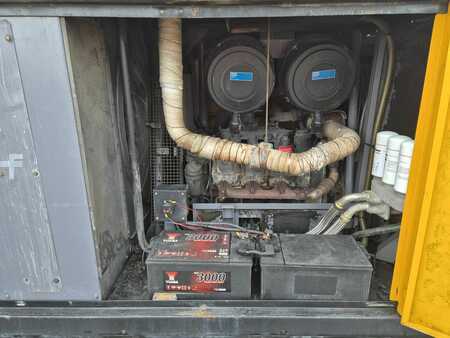 Kompressor 2005 Atlas Copco XRVS 466 (8)