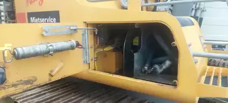 Korečková rýpadla 2019 Liebherr R 922 Litr. (12)