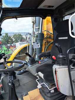 Wheel Excavators 2018 Liebherr A 918Compact (4)