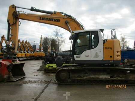 Korečková rýpadla 2015 Liebherr R 926 Compact (3)