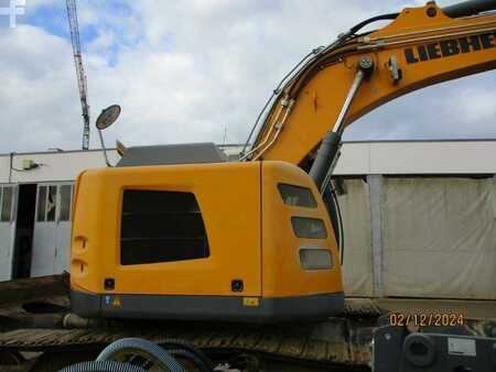 Korečková rýpadla 2015 Liebherr R 926 Compact (4)