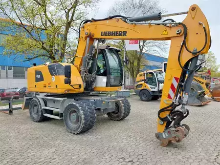 Mobilní bagry 2023 Liebherr A 918 Litronic G6.0-D (2)