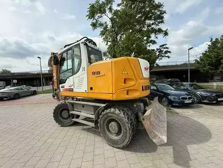 Mobil grävmaskin 2015 Liebherr A 918 Compact (3)