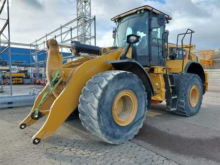 Chargeuse sur pneus 2020 Caterpillar 972MXE (1)