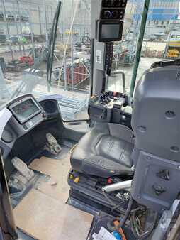 Chargeuse sur pneus 2020 Caterpillar 972MXE (5)