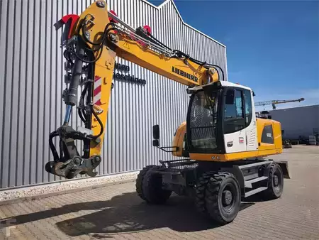 Mobilní bagry 2023 Liebherr A 920 Litronic G6.0-D (1)