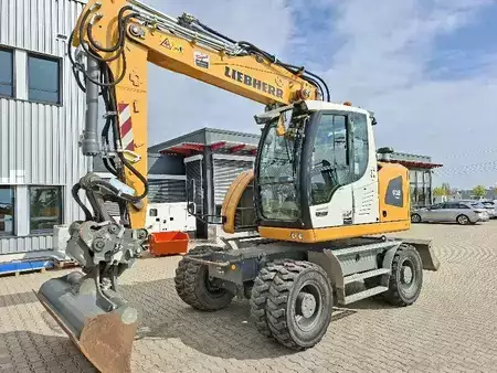 Mobilní bagry 2023 Liebherr A 918 Compact G6.0-D Litronic (1)