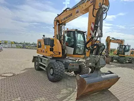 Mobilní bagry 2023 Liebherr A 918 Compact G6.0-D Litronic (2)