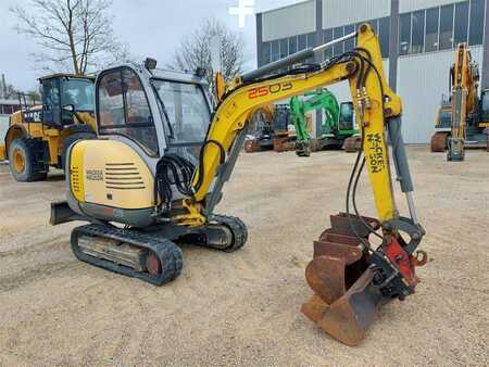 Excavadoras de cadenas 2015 Wacker Neuson 2503RD (2)