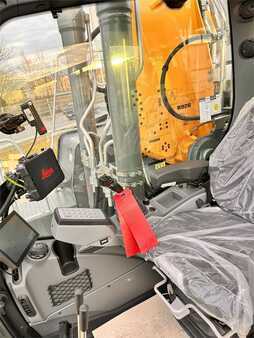Lánctalpas kotrógép 2023 Liebherr R 926 Litronic G8.0-D (5)
