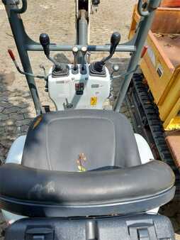 Excavadoras de cadenas 2015 Wacker Neuson 803RD (5)