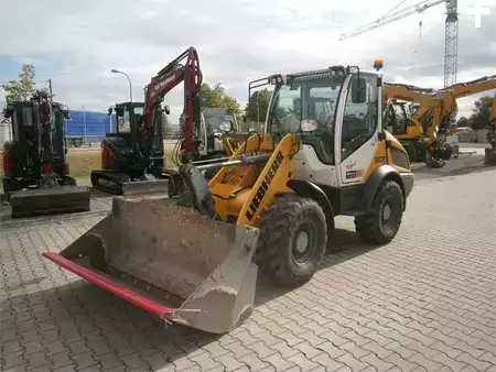 Kerekes rakodó 2019 Liebherr L 506Compact (1)