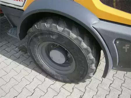 Kerekes rakodó 2019 Liebherr L 506Compact (10)